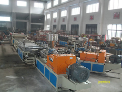 WPC / PVC Foam Sheet Making Machine , Celuka Foam Sheet Extrusion Line